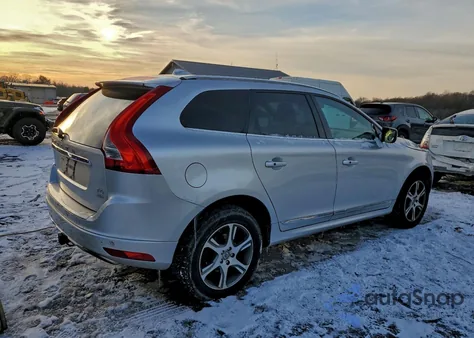 2015 Volvo Xc60 T6 Platinum из США, поврежденный, VIN YV4902RM2F2663783